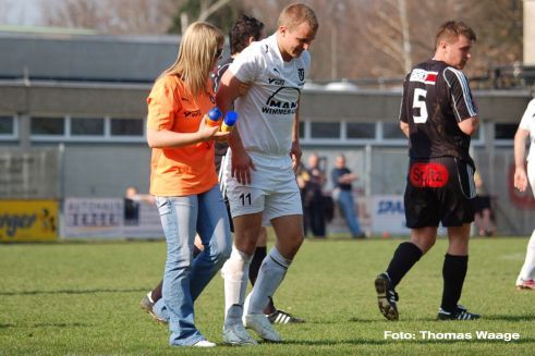 Fussballplatz - 