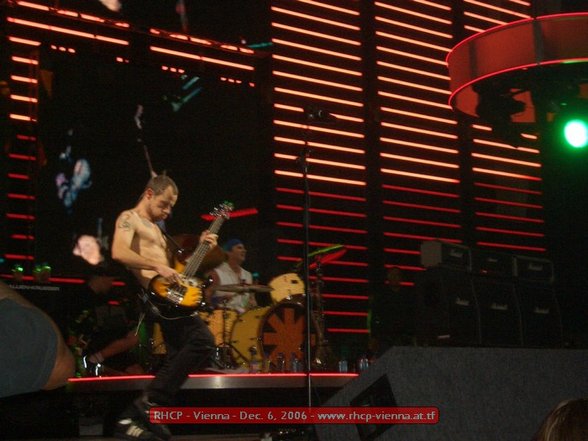 RED HOT CHILI PEPPERS - Wien 7.12.06 - 