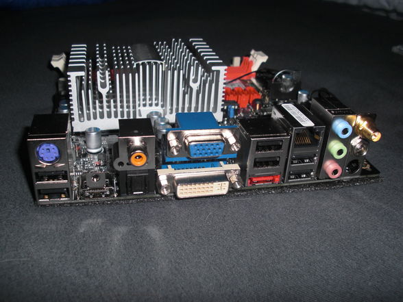 Mini-ITX - 