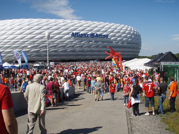 Bayern München  0 - 1  FC Barcelona - 