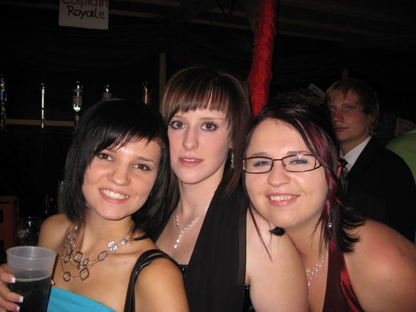 HLW BALL 2009 - 