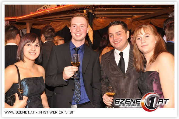 HLW BALL 2009 - 