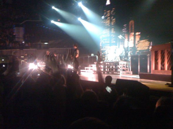 Green Day 2009 (Handycam) - 