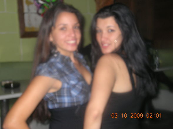 Mi Amiga y Yo - 