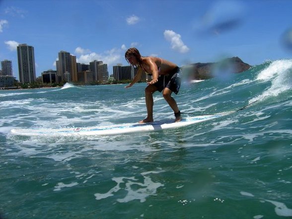 surfen in waikiki (hawaii) - 