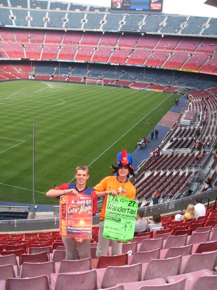 Niglo goes to Camp Nou - 