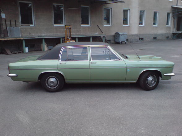 Opel Diplomat V8 - 