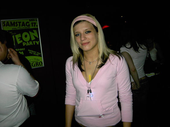 NeON PaRTy 17.3.2007 MaSTeRVoICE LIPM - 