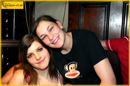 Me and frienzzzz!  2006 - 