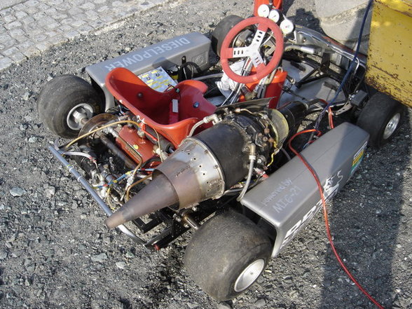 Go-Kart mit Flugzeugturbine - 