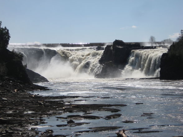 Canada, Februar-April - 