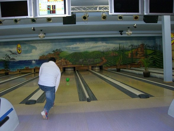 Bowling - 