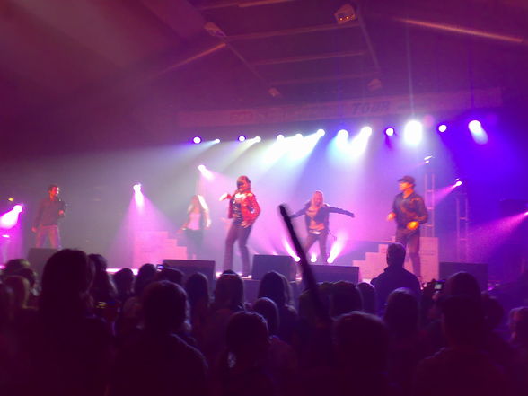 StarmAniA-->KonZerT - 