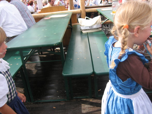 betriebsausflug oktoberfest - 