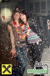 confetti storm partiiieee..!!! ?? - 