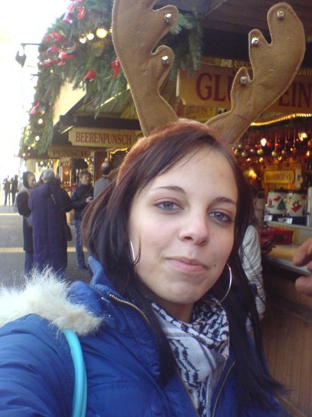 wiener christkindlmarkt + uni wien - 