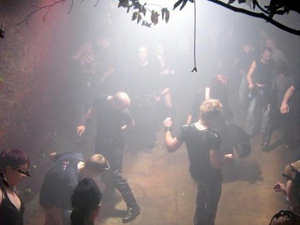 1. Overdose im Cave Club 13.Oktober - 