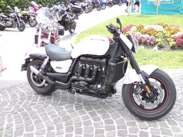 Triumph 2008 - 