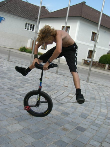 Unicycling - 