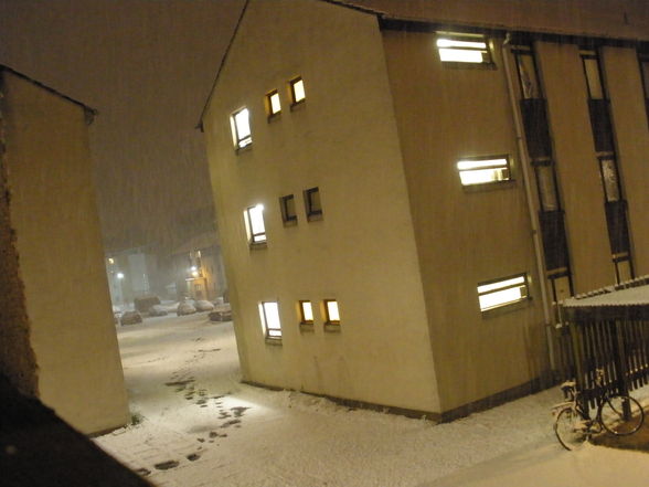 SCHNEEEEEEEE - 