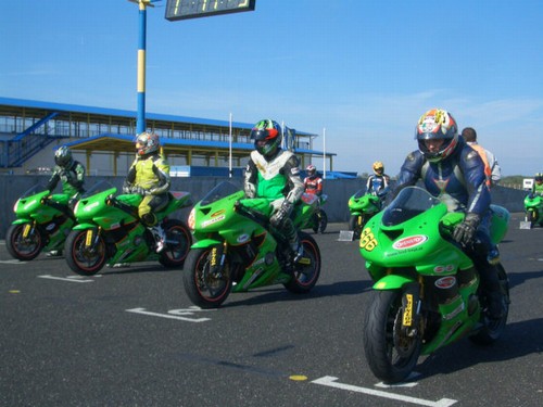 Kawasaki Ninja ZX10R - 