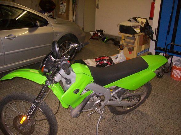 mei moped  - 