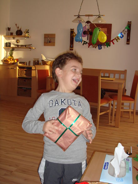 Nicos 5er GEBURTSTAG - 