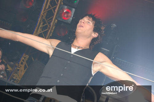 Empire Basshunter - 