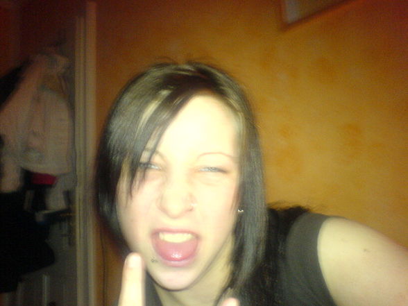 Des bin hoid iiii!!!!AND I'AM CRAZY! - 