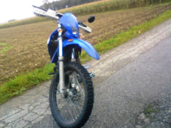 >>mei moped - 