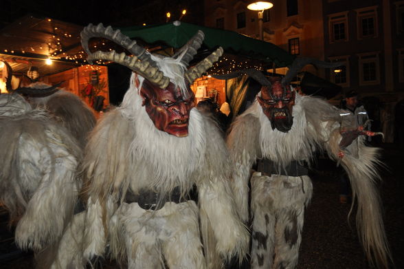 Perchtenlauf Gmunden 2010 - 