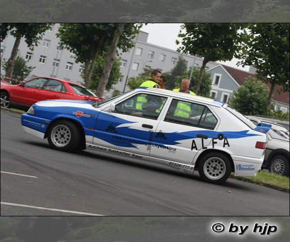 Autoslalom und Autos - 