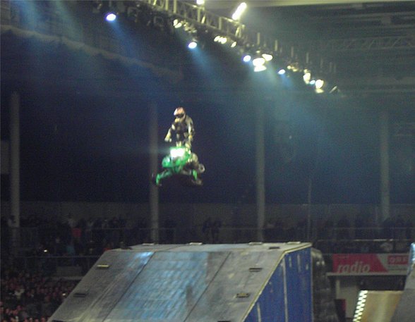 NIGHT of the JUMPS - 