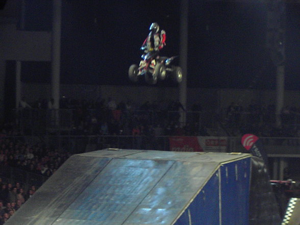 NIGHT of the JUMPS - 