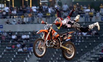 FREESTYLE MOTOCROSS - 