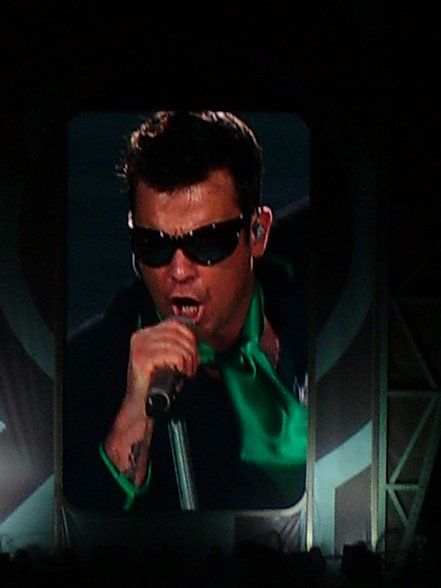 robbie williams live in vienna - 