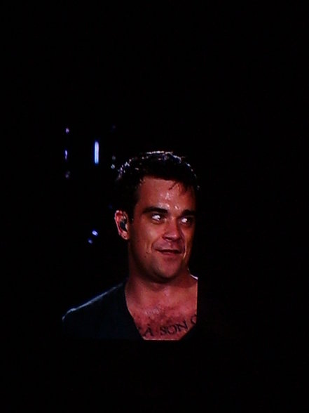 robbie williams live in vienna - 