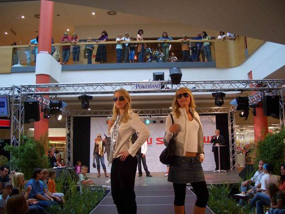 SCW Fashion Show - 