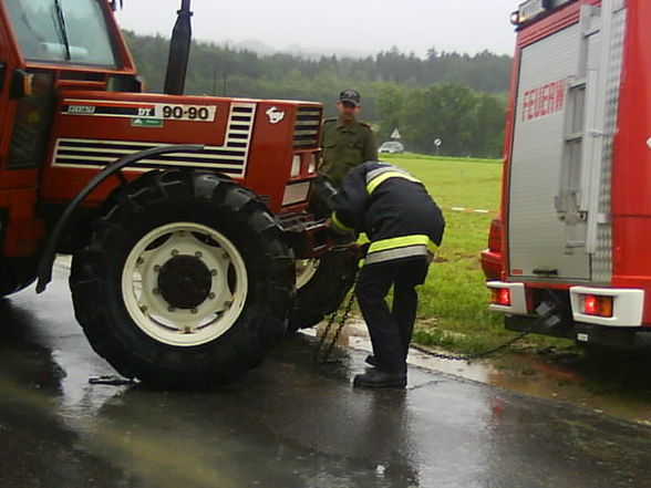 Verregneter Feuerwehrbewerb in Höfing - 