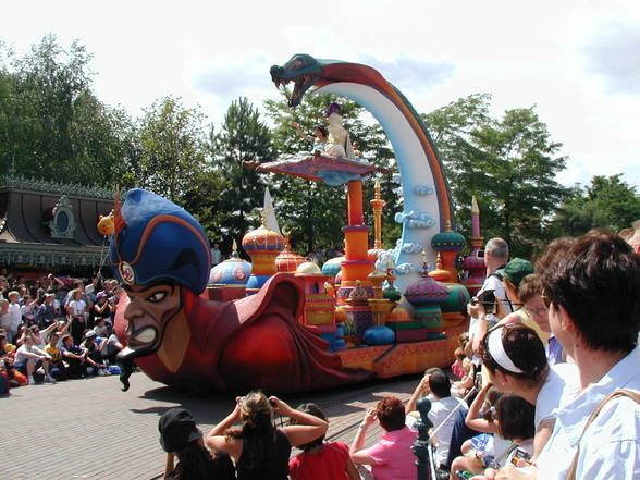 disneyland in frankreich 2002 - 