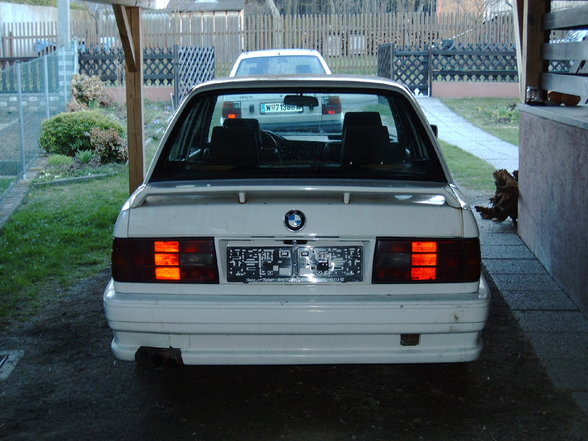 E30 320i Limo - 