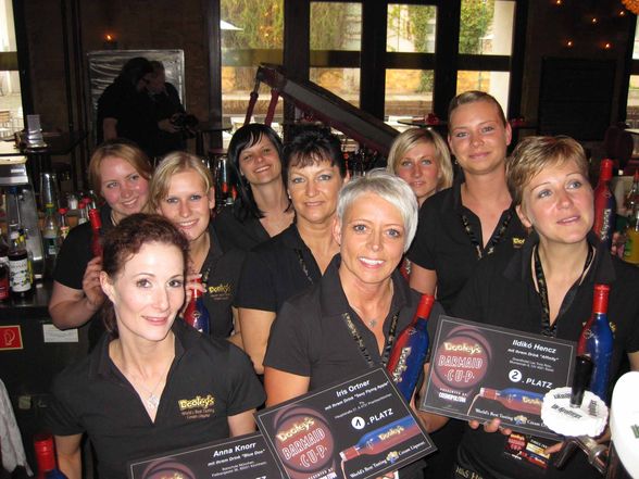 : 1. Platz|Dooleys "Barmaid Cup 2009 - 