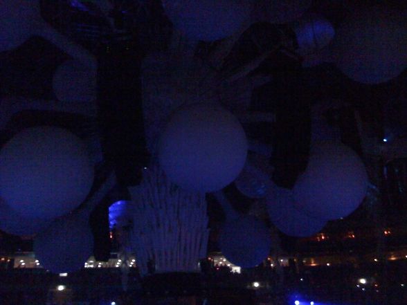 Sensation White Prag 2009 - 