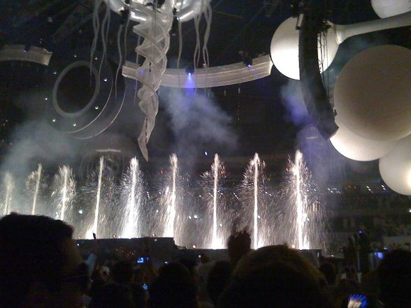 Sensation White Prag 2009 - 