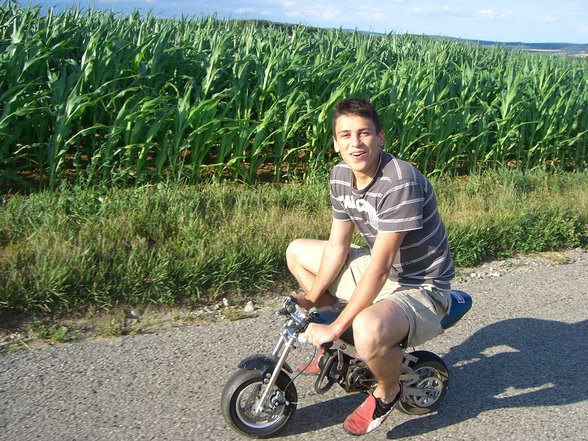 Silvio and i beim Poketbikefahren *hehe* - 