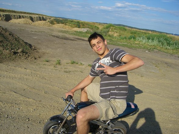 Silvio and i beim Poketbikefahren *hehe* - 