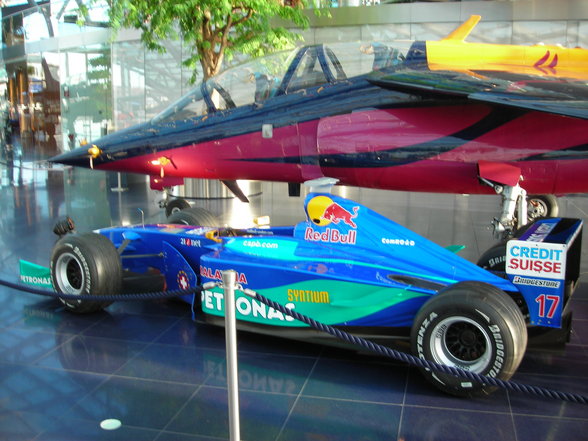 Red Bull Hangar 7 - 