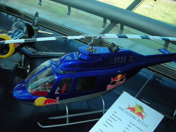 Red Bull Hangar 7 - 