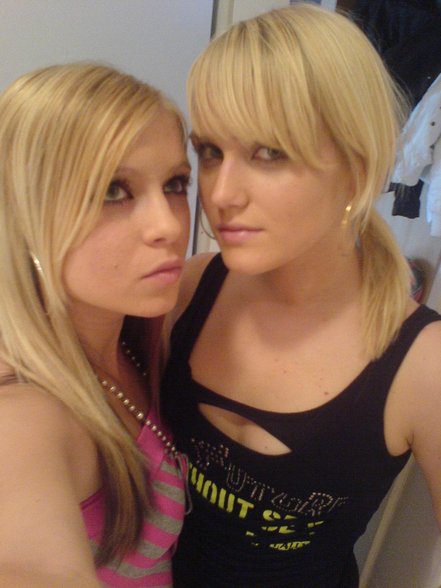 _-2_bLonD_TwinZ-_ - 