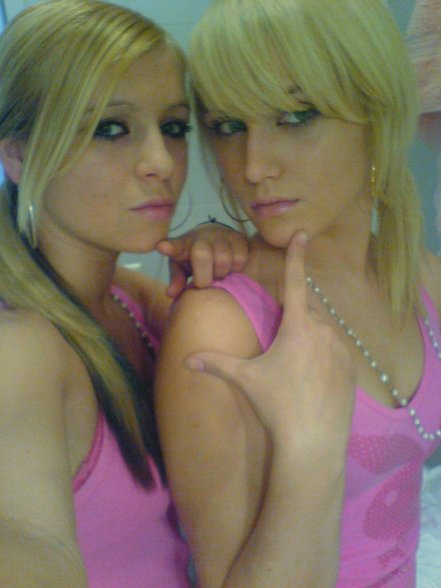 _-2_bLonD_TwinZ-_ - 